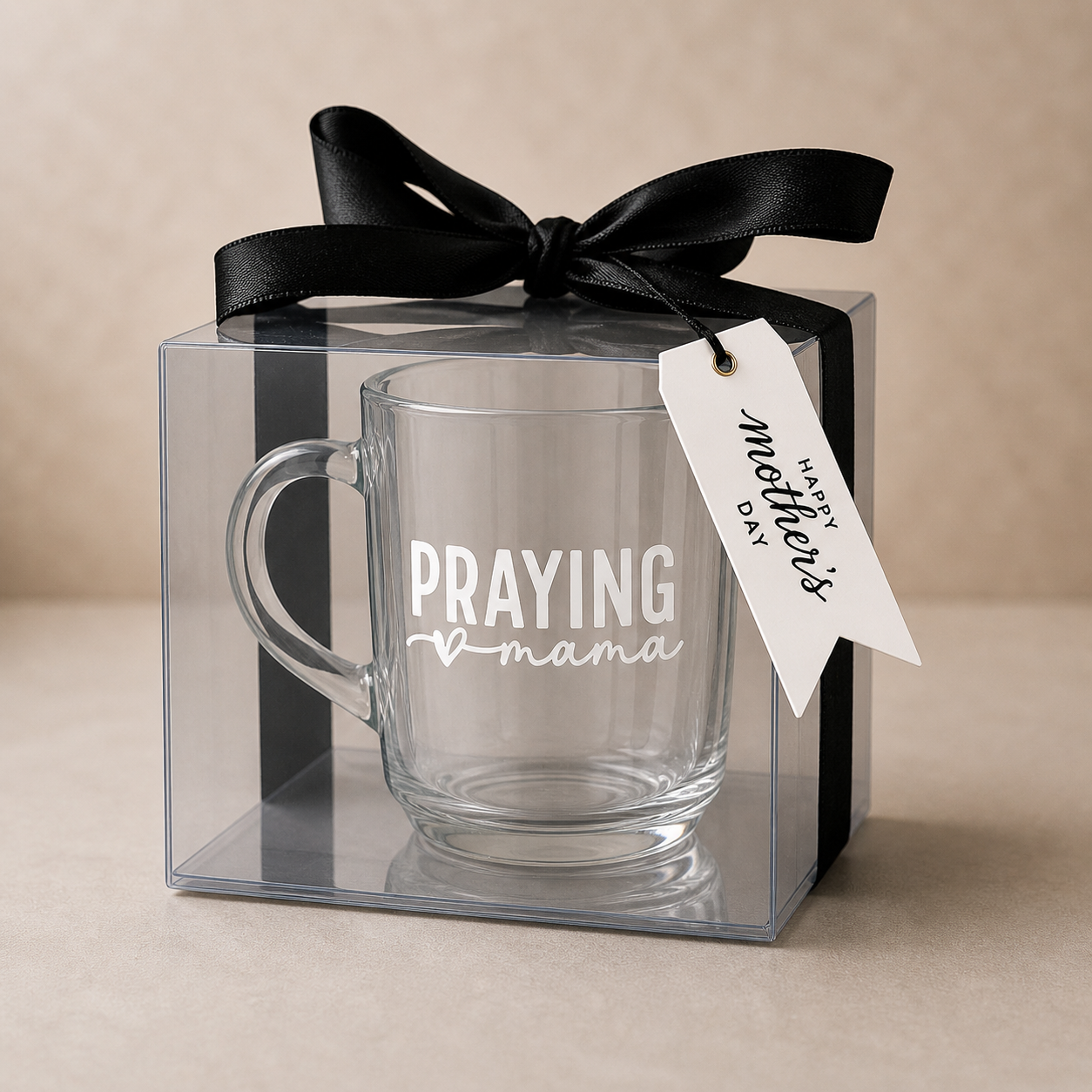 PRAYING MAMA MUG
